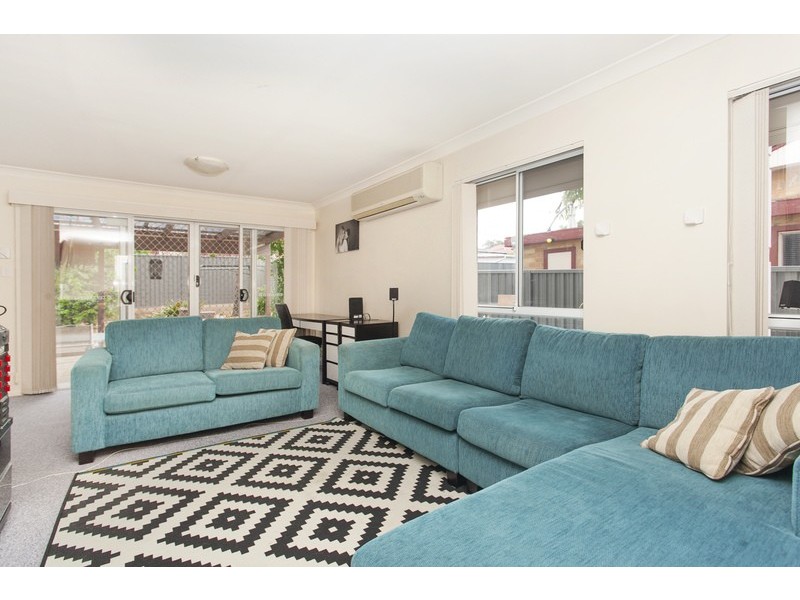 76B Burns Road, Picnic Point NSW 2213