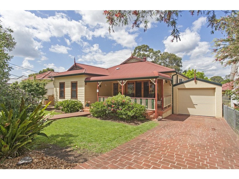 4 Richard Street, Panania NSW 2213