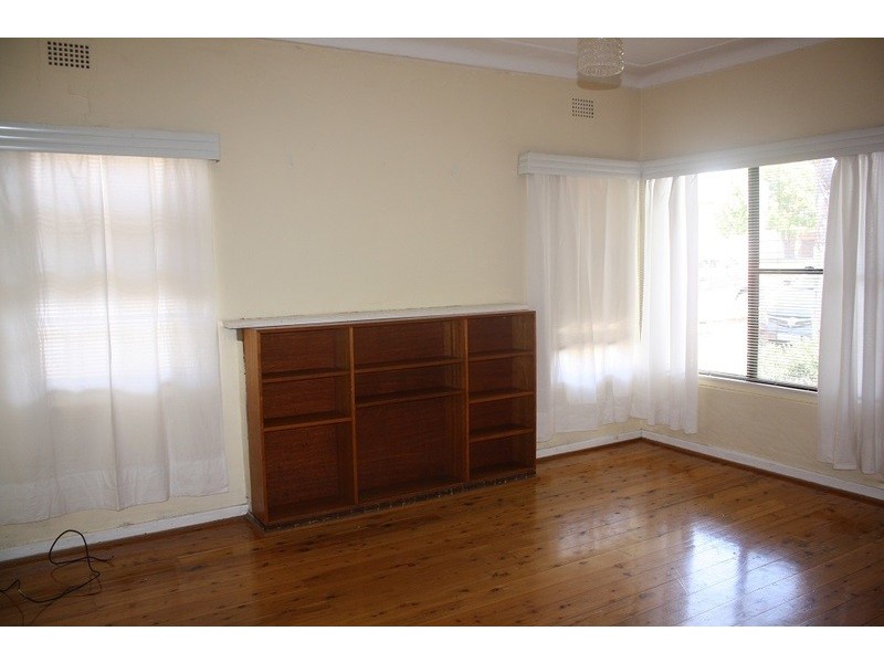 20 Peffer Street, Panania NSW 2213