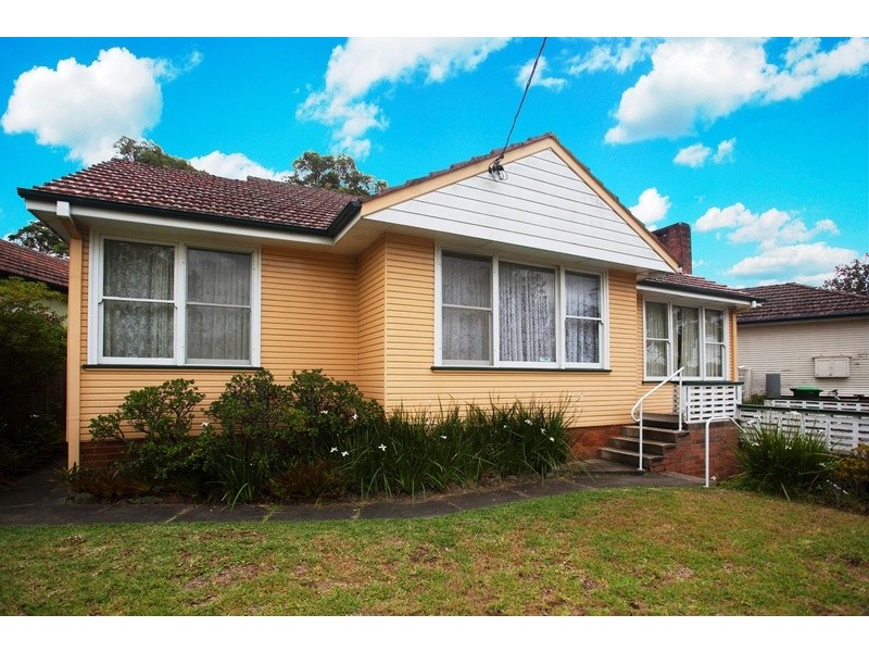 655  Henry Lawson Drive, East Hills NSW 2213