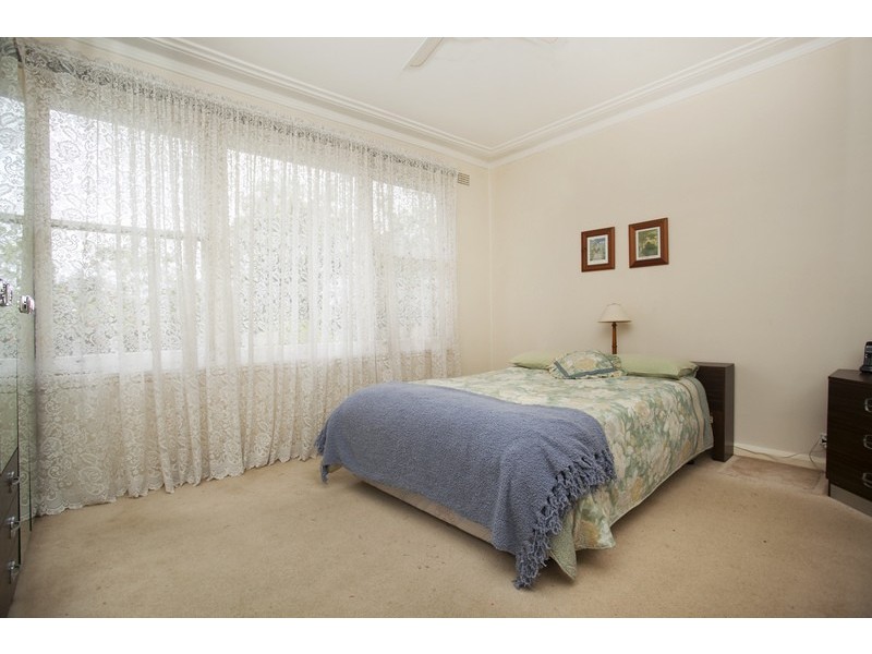 655  Henry Lawson Drive, East Hills NSW 2213