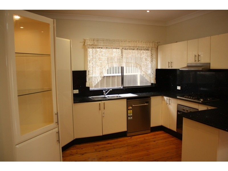 27 Anne Street, Revesby NSW 2212