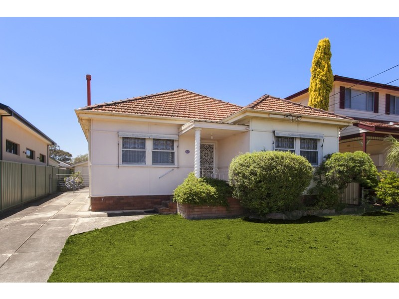 81 Chamberlain Road, Padstow NSW 2211