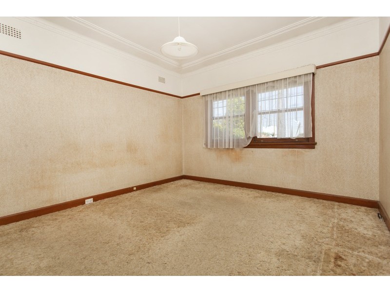 81 Chamberlain Road, Padstow NSW 2211