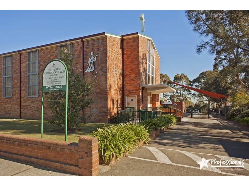 4 Castle Place, Padstow Heights NSW 2211