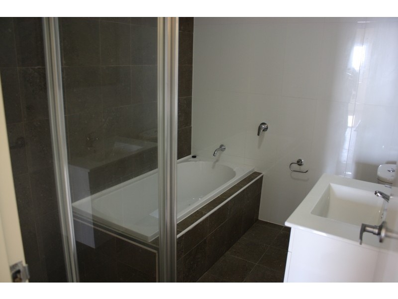 13/96-98 Nuwarra Road, Moorebank NSW 2170