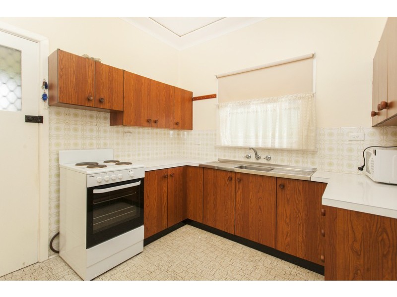 26 Donald Street, Picnic Point NSW 2213