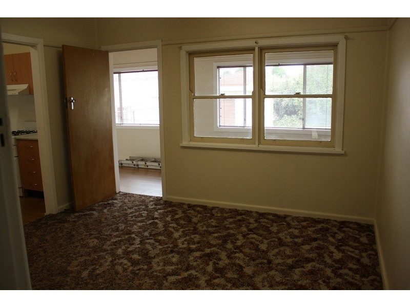 11  Highland Road, Peakhurst NSW 2210