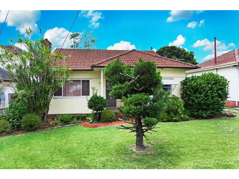 43 Doyle Road, Revesby NSW 2212
