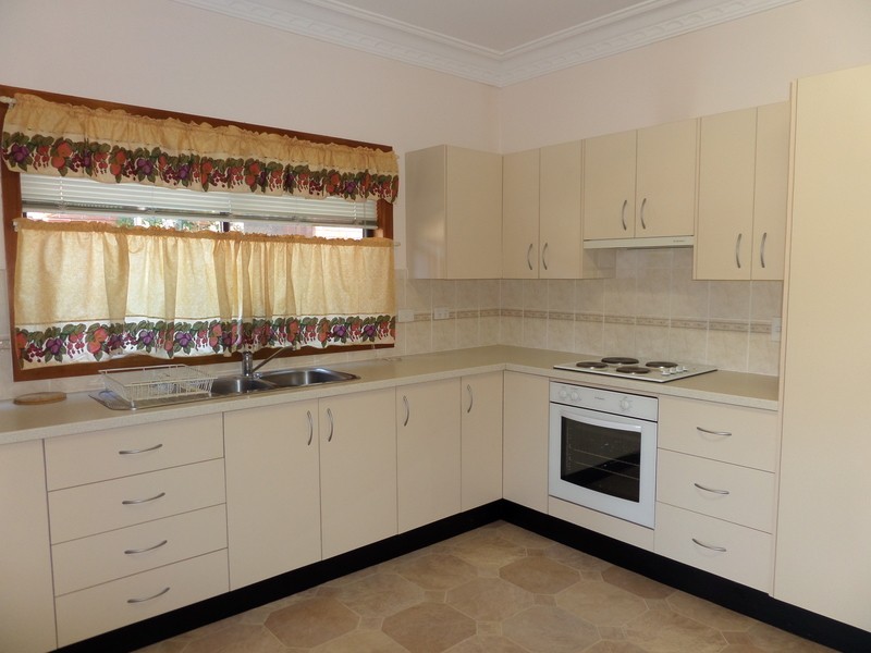 13 Cairo Avenue, Padstow NSW 2211