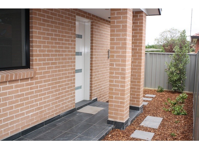 33C The River Road, Revesby NSW 2212