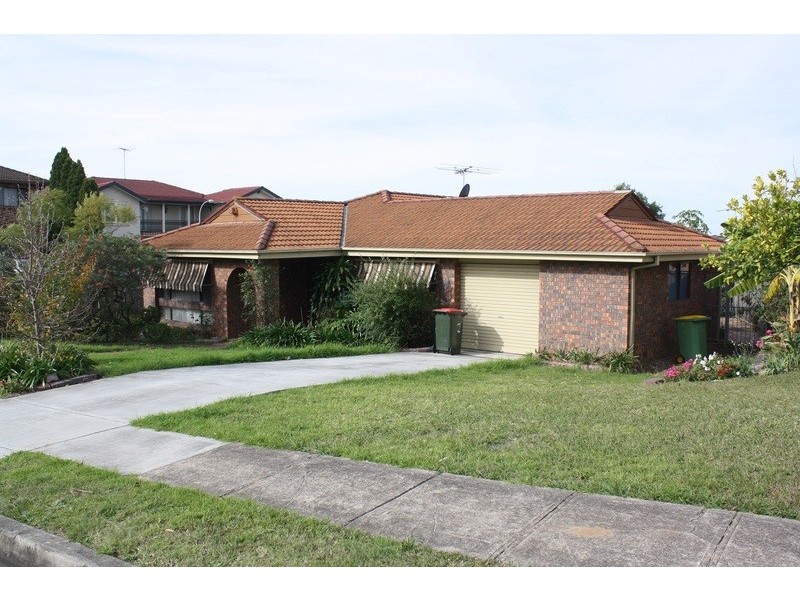 2 Perry Street, Bossley Park NSW 2176