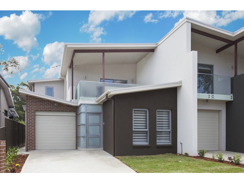 27 Austin Boulevard, Picnic Point NSW 2213