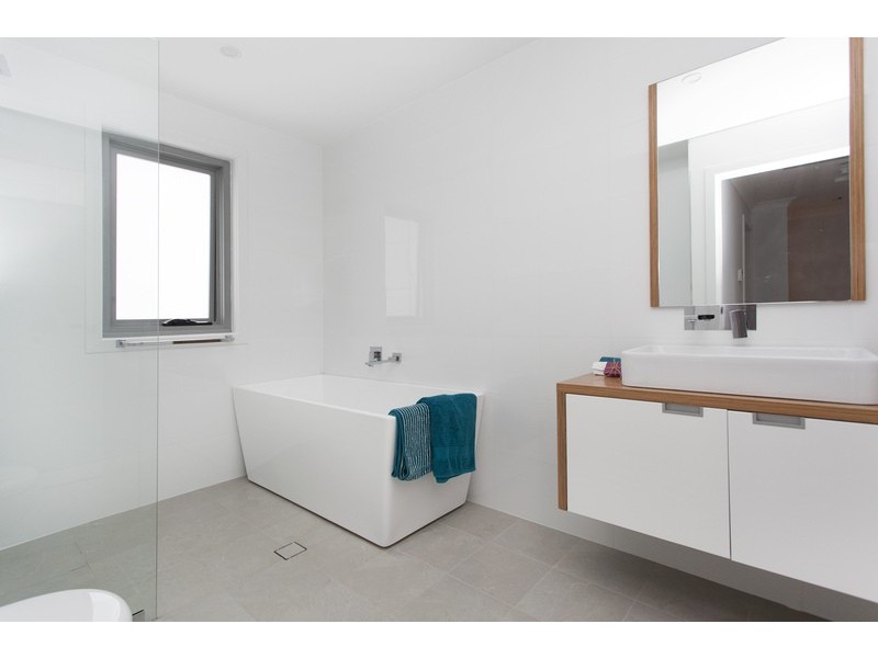 27 Austin Boulevard, Picnic Point NSW 2213