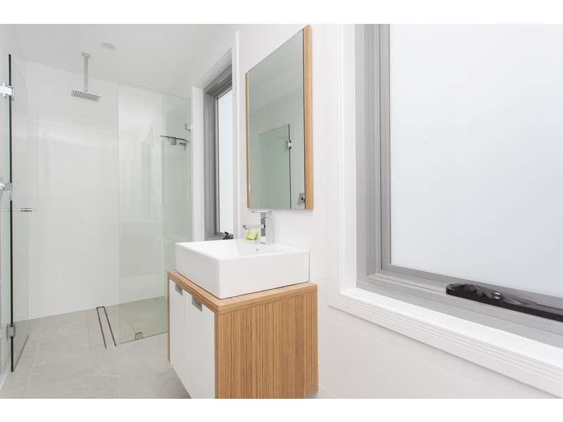 27 Austin Boulevard, Picnic Point NSW 2213