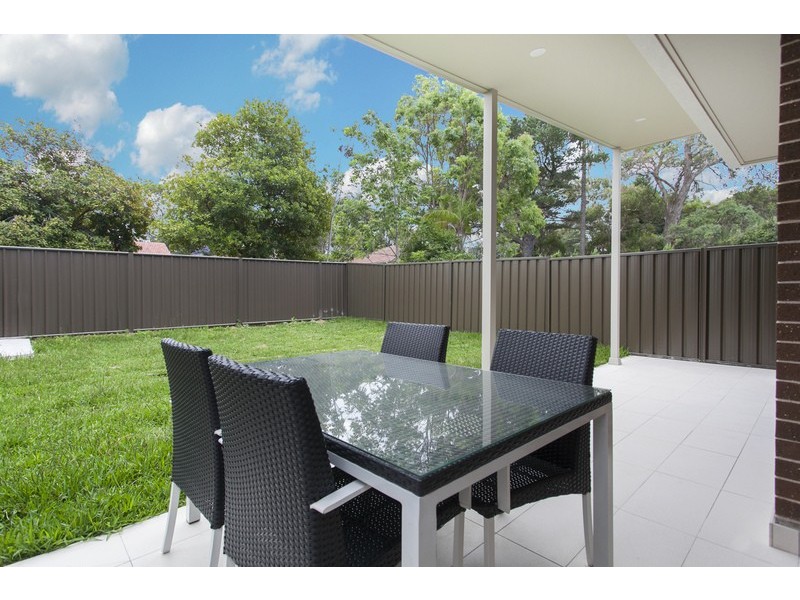 27 Austin Boulevard, Picnic Point NSW 2213