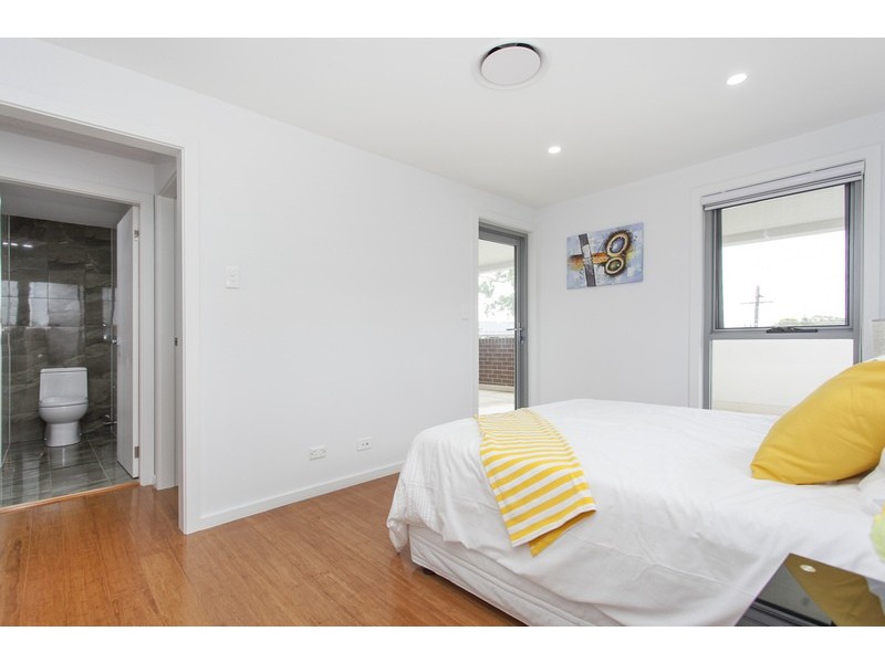 31 Benfield Parade, Panania NSW 2213