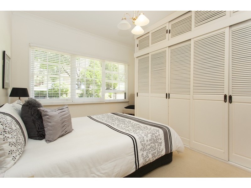 35 Matthews Avenue, East Hills NSW 2213