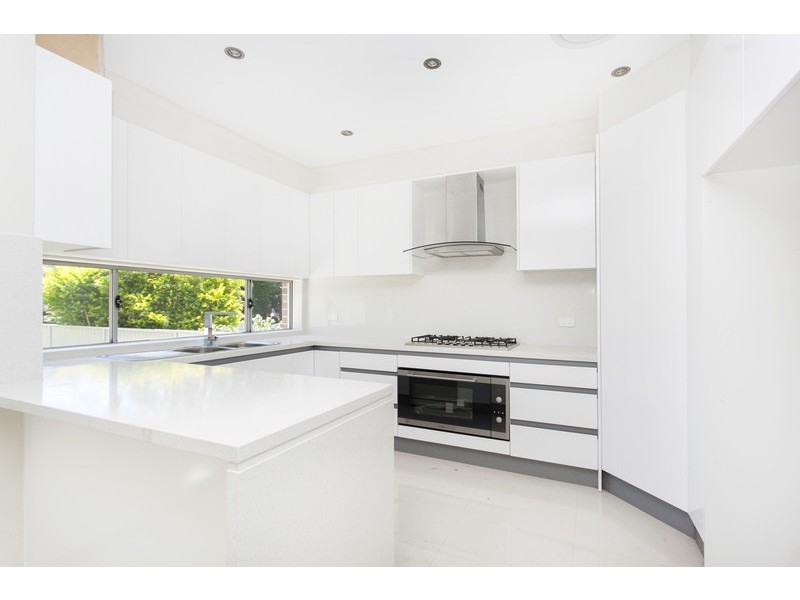 17 Taloma Street, Picnic Point NSW 2213