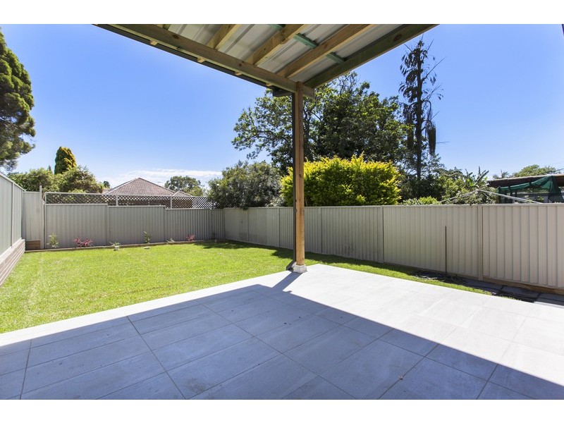 17 Taloma Street, Picnic Point NSW 2213