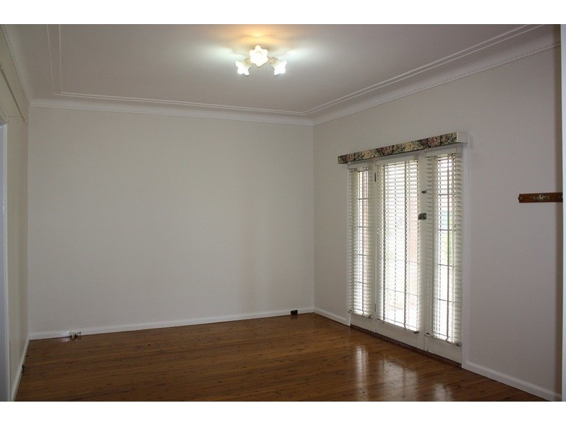 8  Kiama Street, Padstow NSW 2211