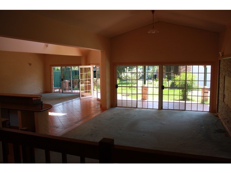 72 Park Road, East Hills NSW 2213