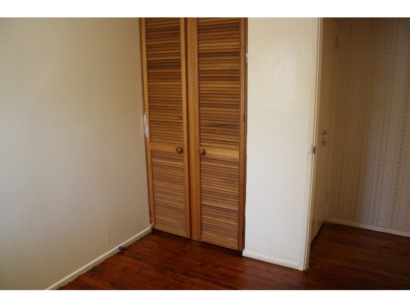 212 The Parkway, Bradbury NSW 2560