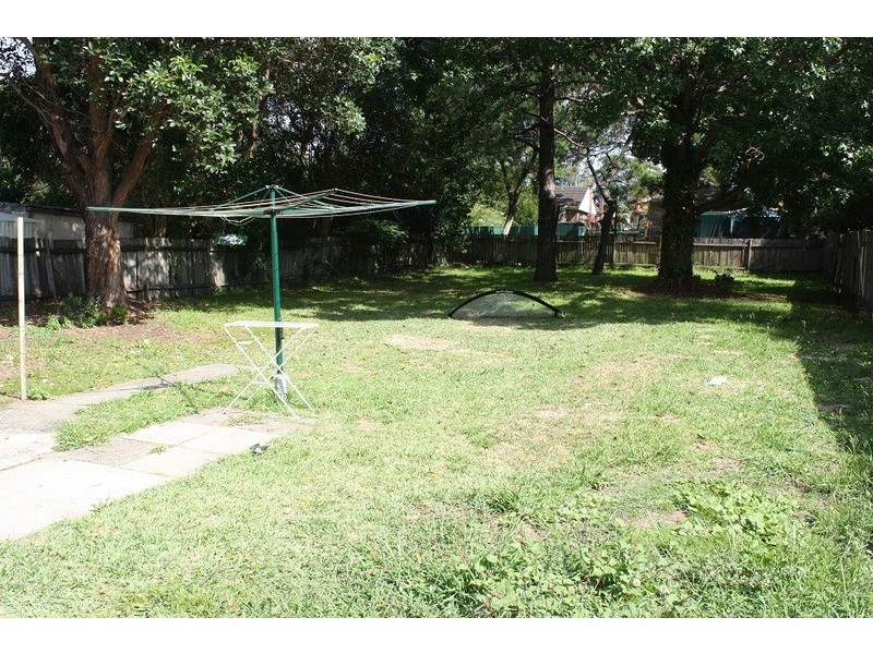 33 Nirimba Avenue, Narwee NSW 2209