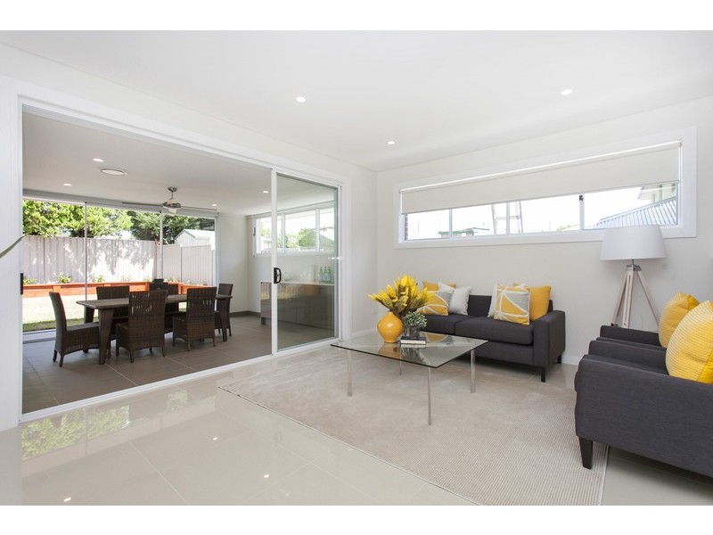 27 Edinburgh Drive, Revesby Heights NSW 2212