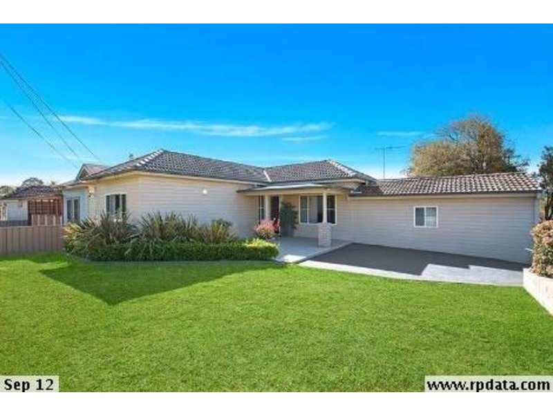 27 Taloma Street, Picnic Point NSW 2213