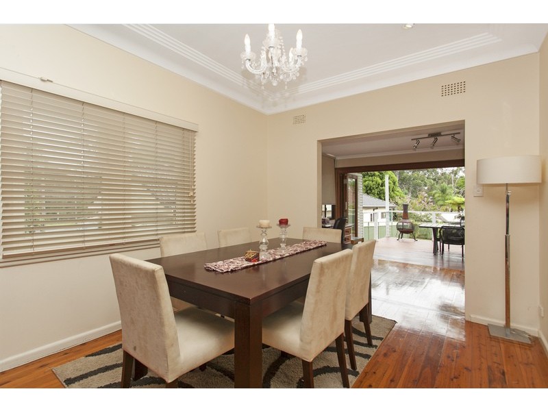 693 Henry Lawson Drive, East Hills NSW 2213