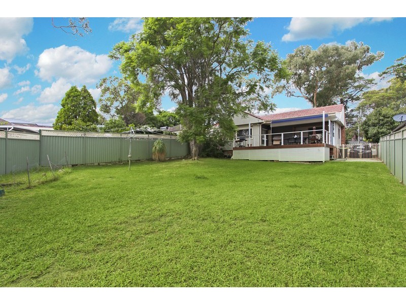 693 Henry Lawson Drive, East Hills NSW 2213