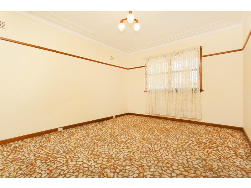 22 Tompson Road, Revesby NSW 2212