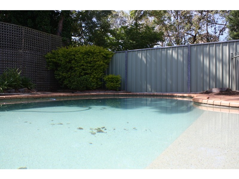 829 Henry Lawson Drive, Picnic Point NSW 2213