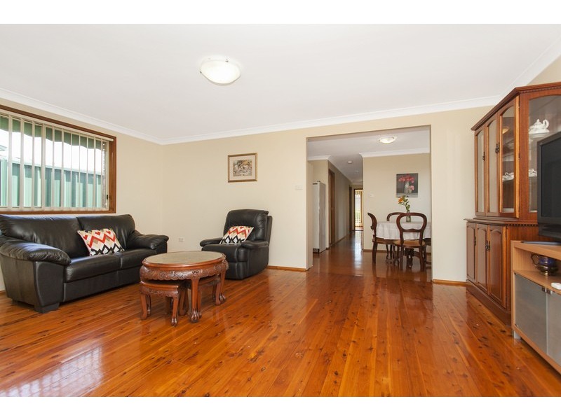 2/61A Courtney Road, Padstow NSW 2211