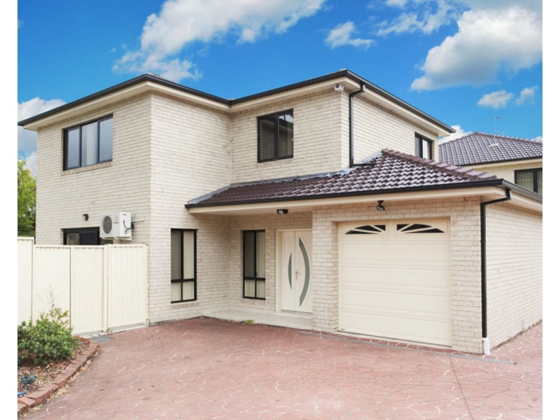 2A Park Road, East Hills NSW 2213