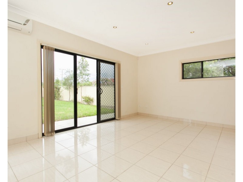 2A Park Road, East Hills NSW 2213