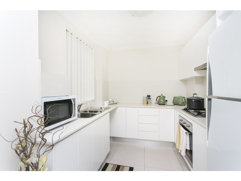 15/96-98 Nuwarra Road, Moorebank NSW 2170