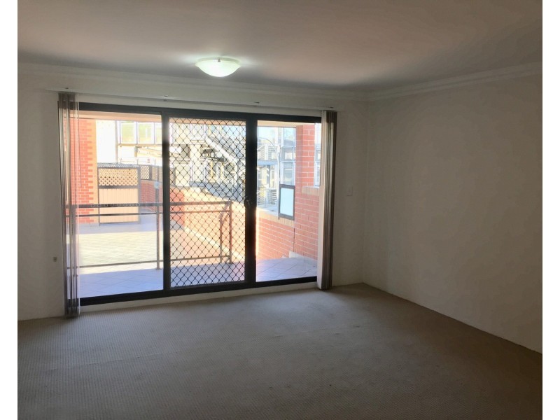 1/18 Howard Road, Padstow NSW 2211