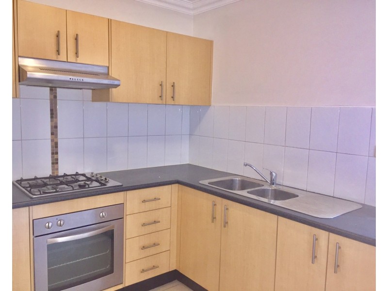 1/18 Howard Road, Padstow NSW 2211