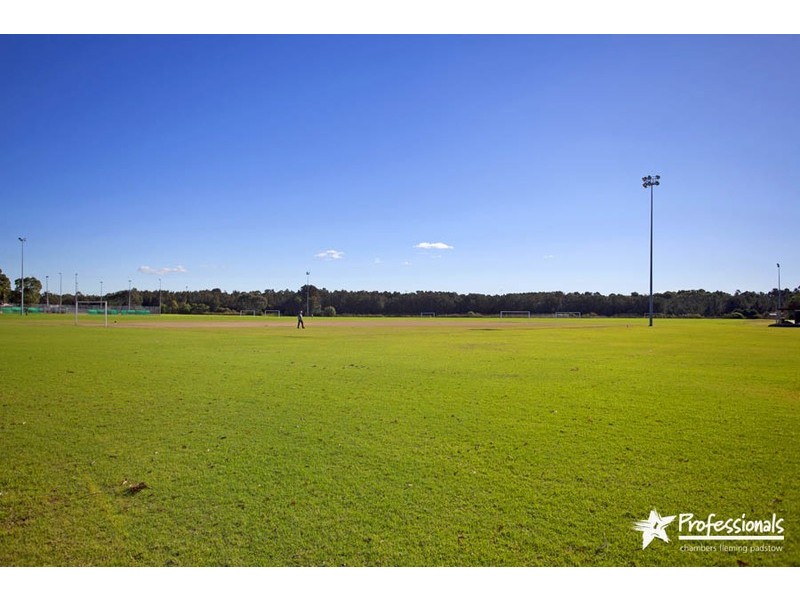35 Laundess Avenue, Panania NSW 2213