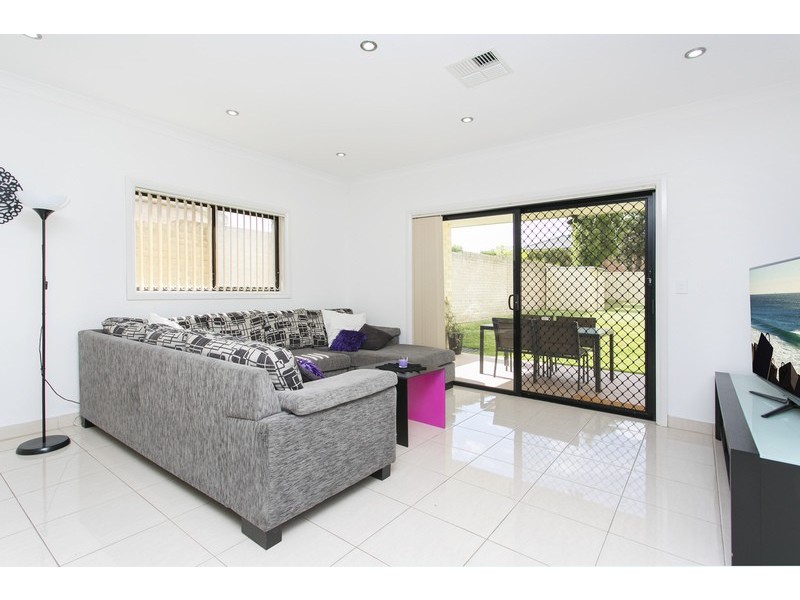 43 Picnic Point Road, Panania NSW 2213