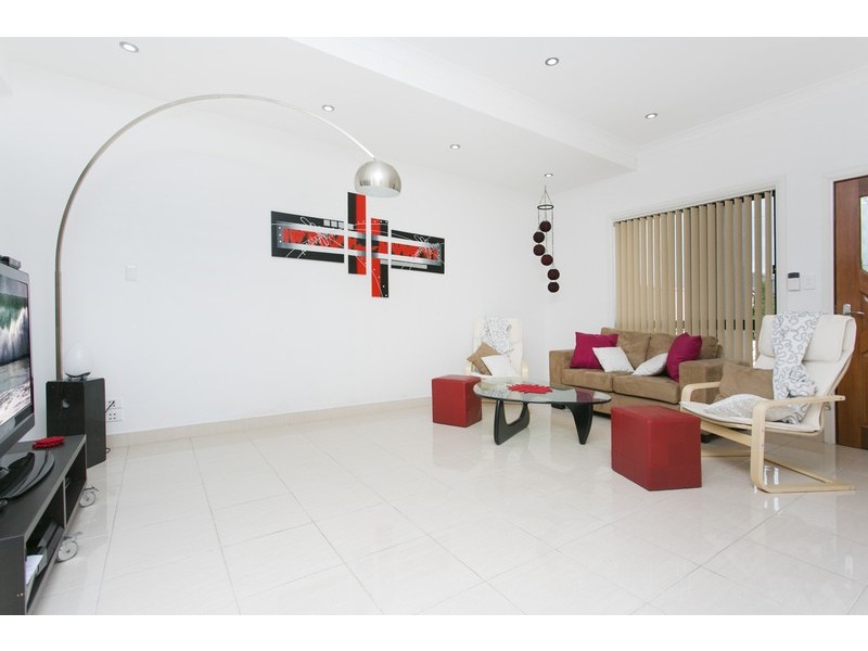 43 Picnic Point Road, Panania NSW 2213