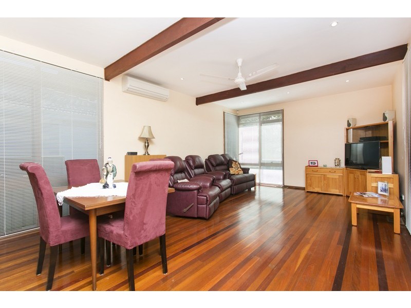 5 Burbank Avenue, East Hills NSW 2213