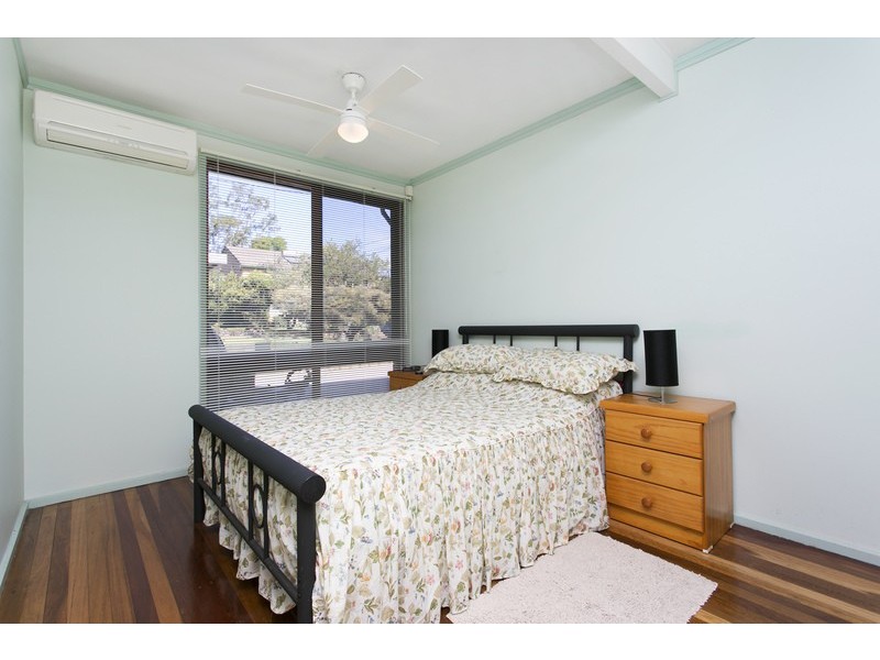 5 Burbank Avenue, East Hills NSW 2213