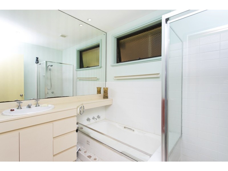 5 Burbank Avenue, East Hills NSW 2213