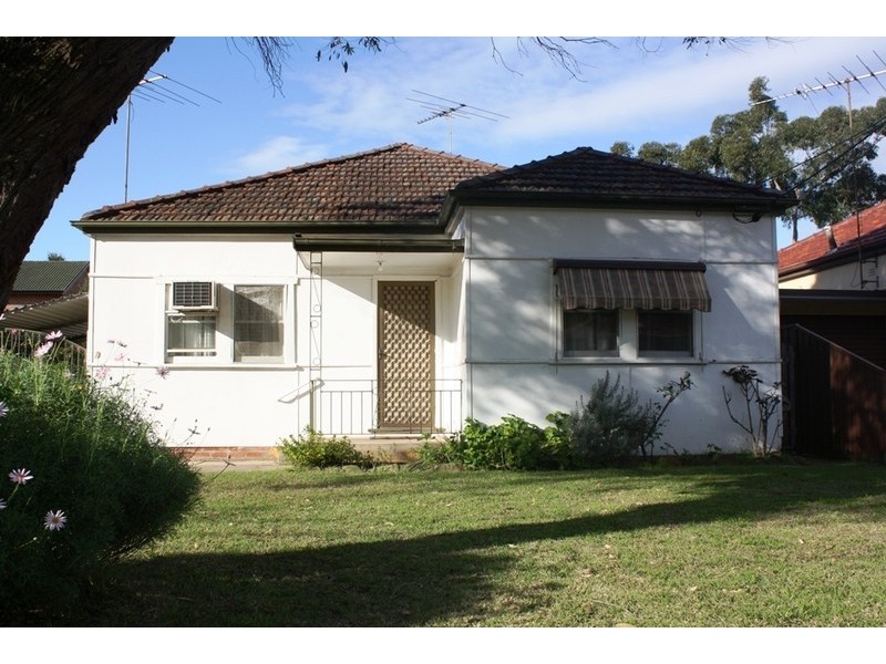 19 Newey Avenue, Padstow NSW 2211