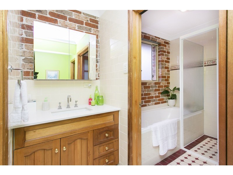 127  Centaur Street, Revesby Heights NSW 2212