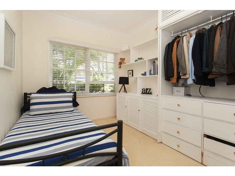 35 Matthews Avenue, East Hills NSW 2213