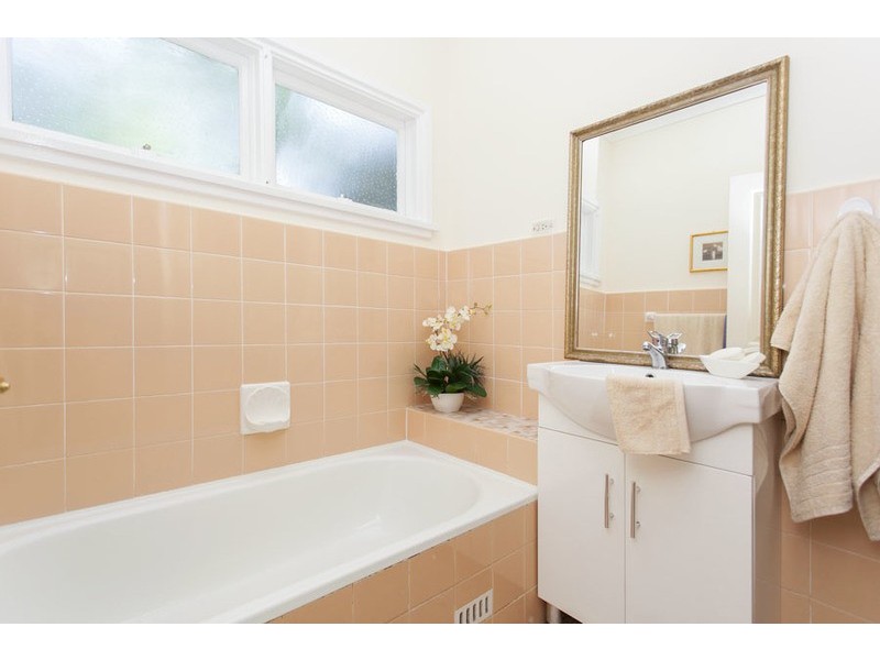 35 Matthews Avenue, East Hills NSW 2213